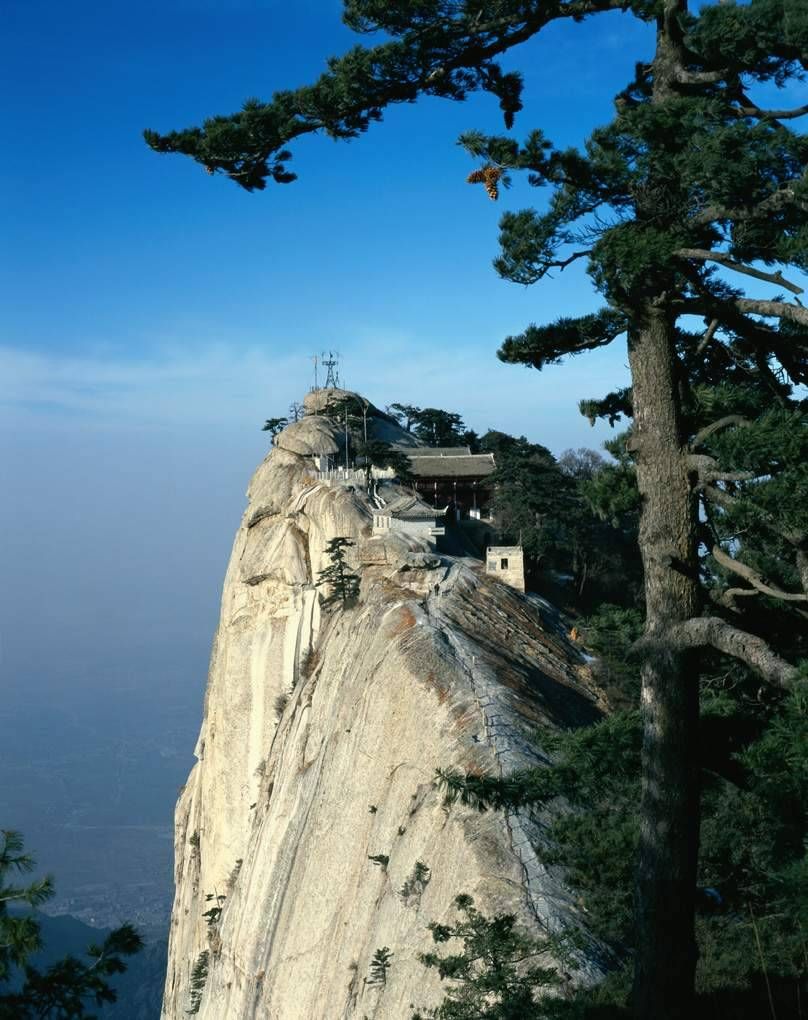 華山西峰遠眺.jpg