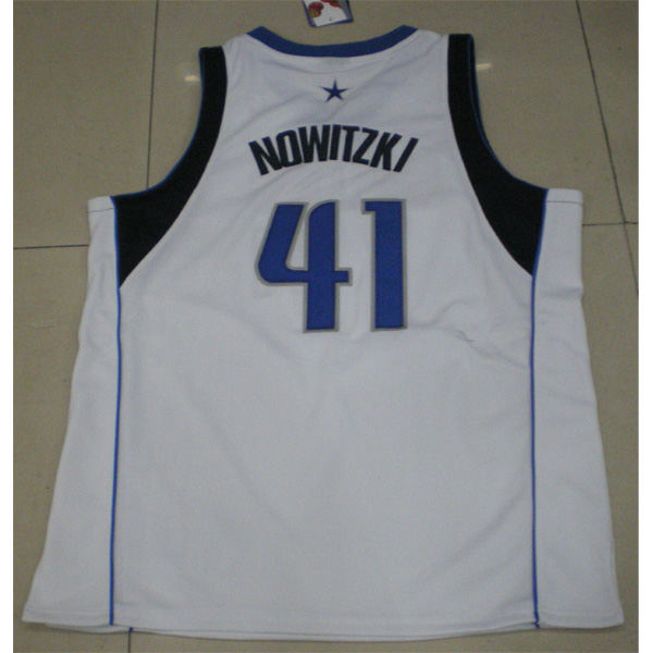 NOWITZKI-2.jpg