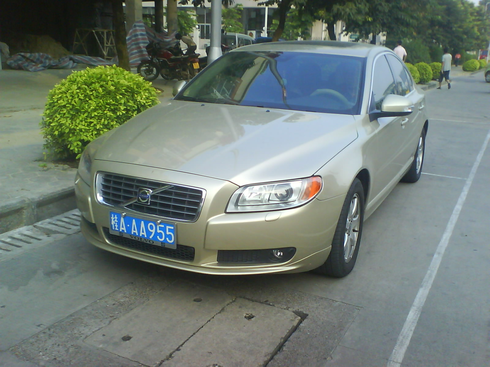 Volvo S80.JPG