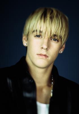 1002_aaron_carter_a.jpg